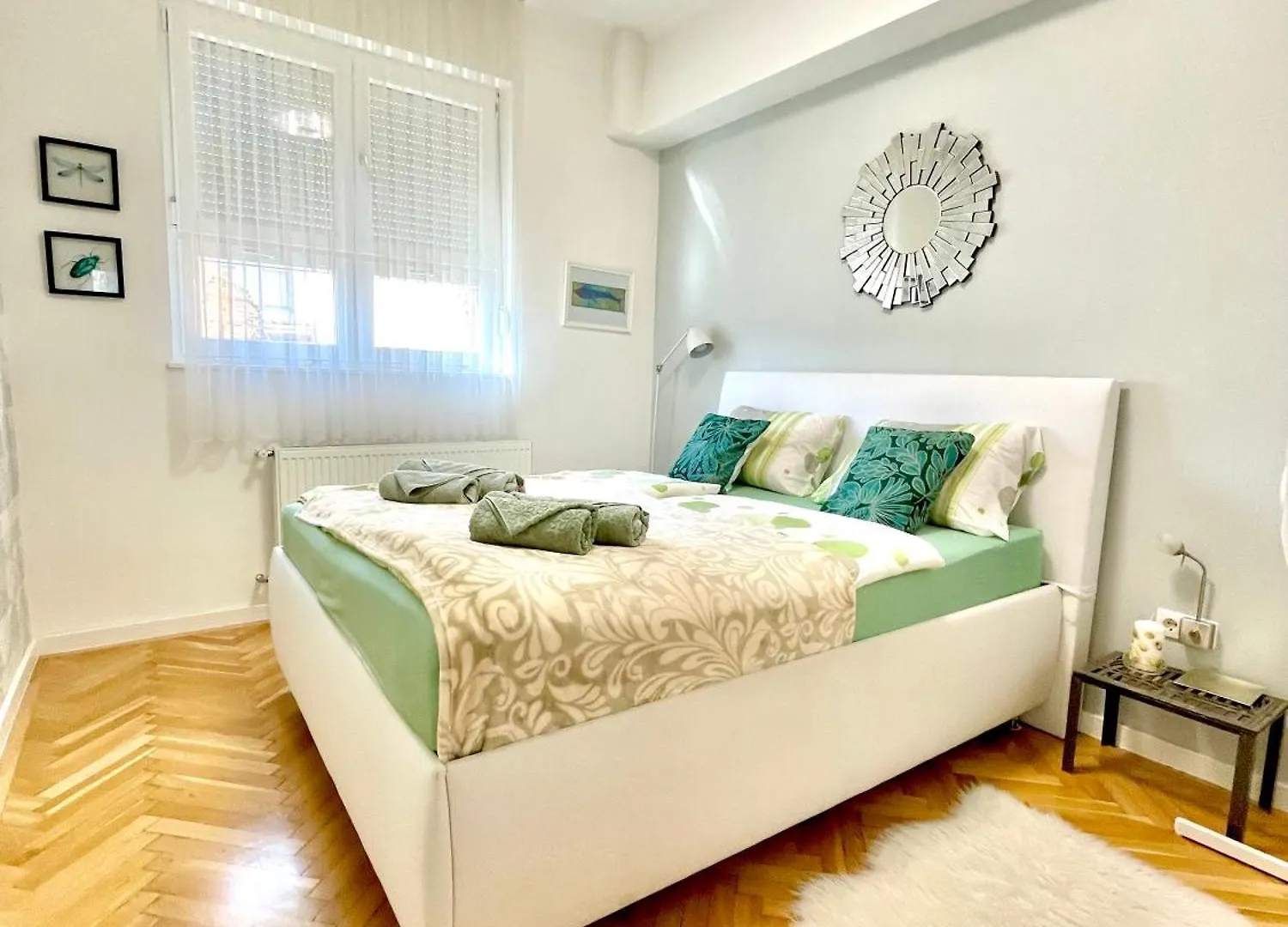 Mint Pearl Apartment 3 Rooms 2 Bathrooms At Kalvin Square Budapest