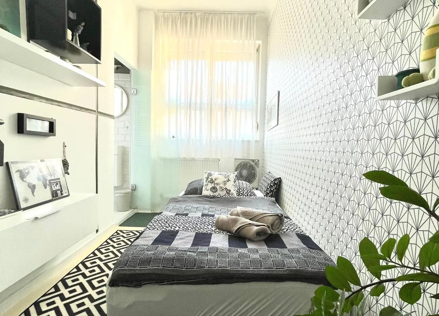 Mint Pearl Apartment 3 Rooms 2 Bathrooms At Kalvin Square Budapest