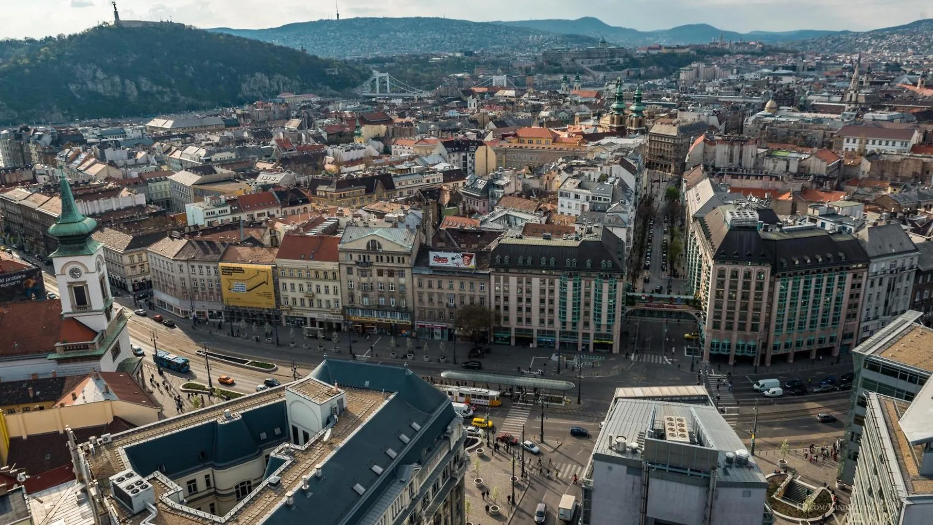Mint Pearl Apartment 3 Rooms 2 Bathrooms At Kalvin Square Budapest