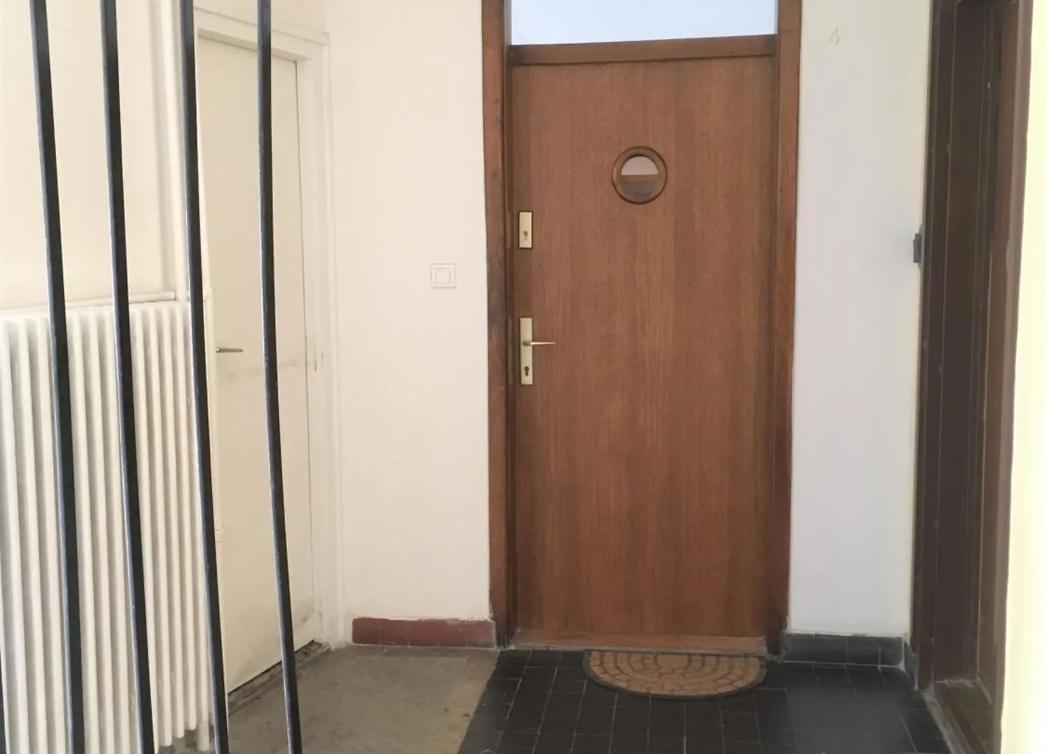 Mint Pearl Apartment 3 Rooms 2 Bathrooms At Kalvin Square Budapest